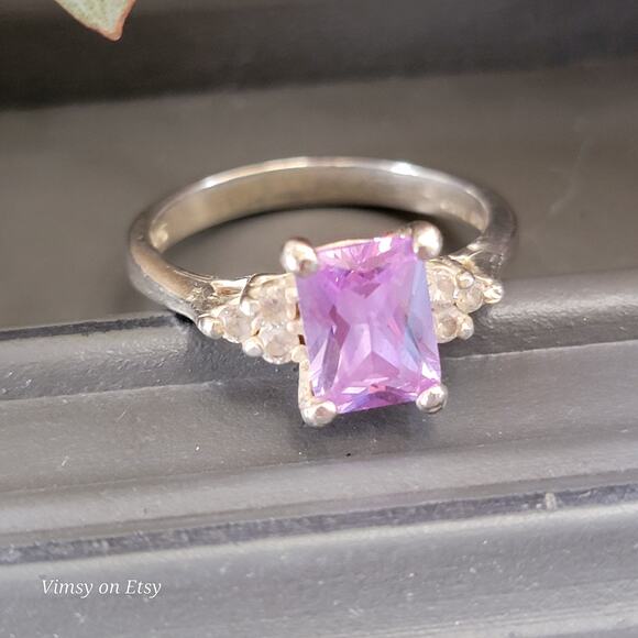 Classic Cut Sterling Silver Amethyst Ring with Crystal Accents, Size 6 1/2 - Picture 2 of 10